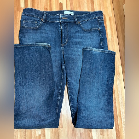 LOFT Women’s Jeans Modern Straight Size 31/12 - Picture 3 of 6